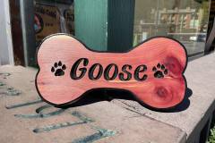 dog-bone-shaped-custom-sign